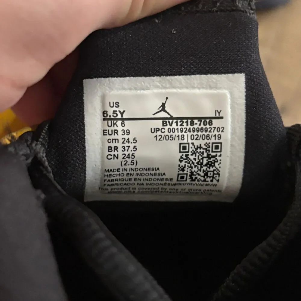 Nike Air Jordan 14 Retro Reverse Ferrari Yellow Black 2019 6.5Y BV1218-706